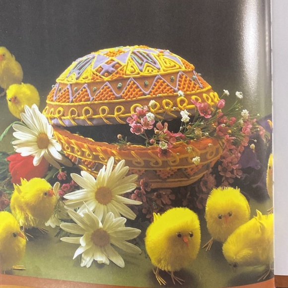 THE GINGERBREAD BOOK by Allen D. Bragdon - Picture 10 of 13